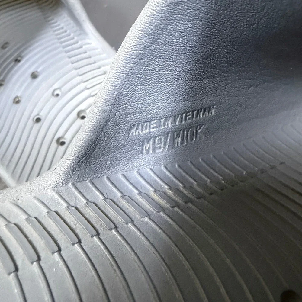 Nike Kawa Shower Slides Grey Black Swoosh Mens 9 Womens 10 832528-002 Sandal